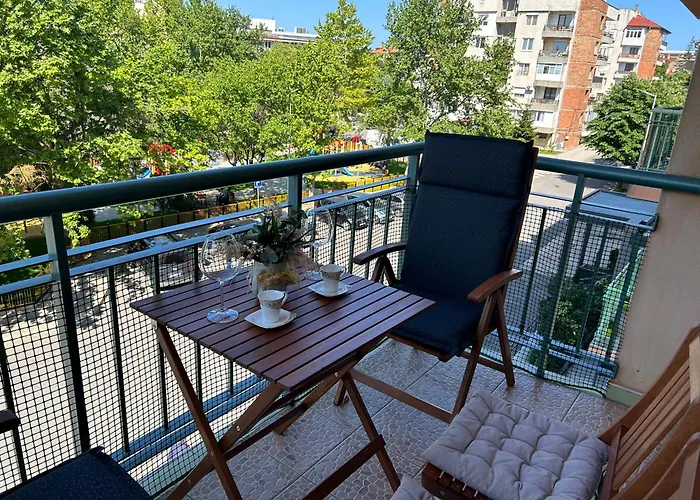 Nesebar City Apartment *